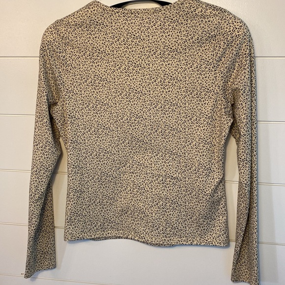 Gaze beige and black animal print long sleeve crew neck slightly cropped tee S - Picture 2 of 5